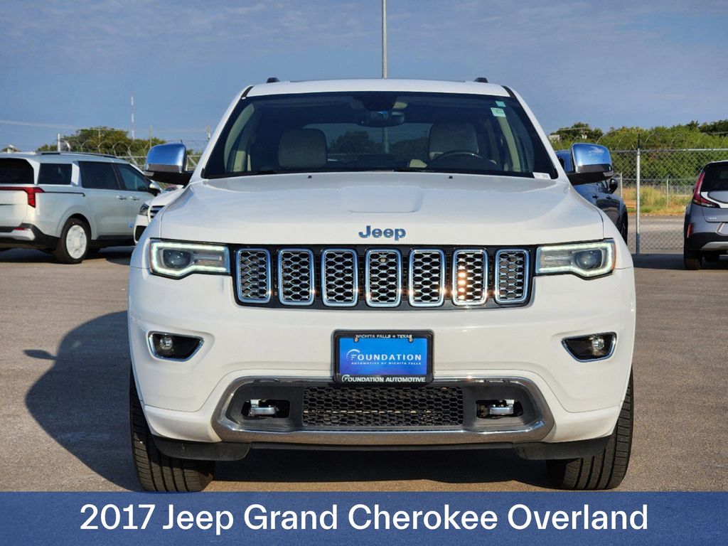 2017 Jeep Grand Cherokee Overland 2