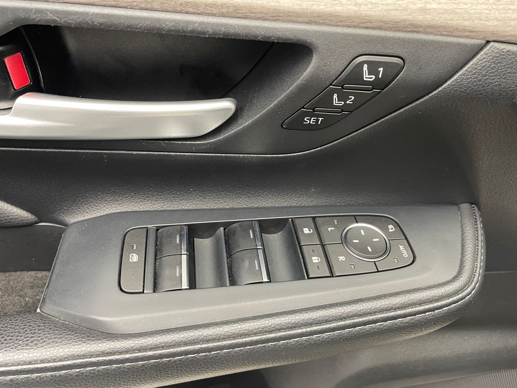 2024 Toyota Grand Highlander Limited 10