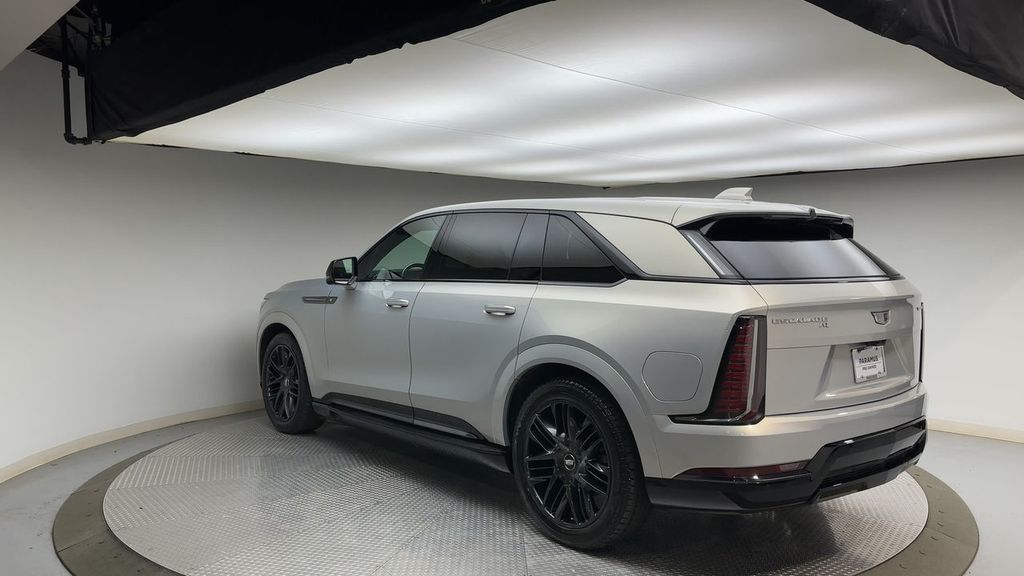 Thumbnail: 2025 Cadillac Escalade IQ - 4
