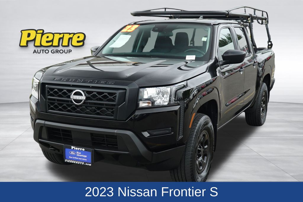 Super Black 2023 Nissan Frontier Pickup Truck Four-Wheel Drive 9-Speed Automatic
