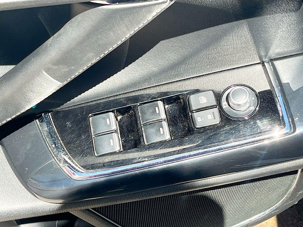 Used 2020 Gray Mazda Grand Touring image 18