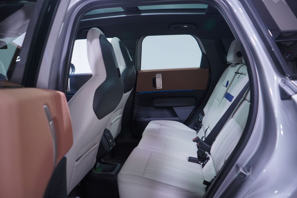 Thumbnail: 2025 MINI Cooper Countryman - 9