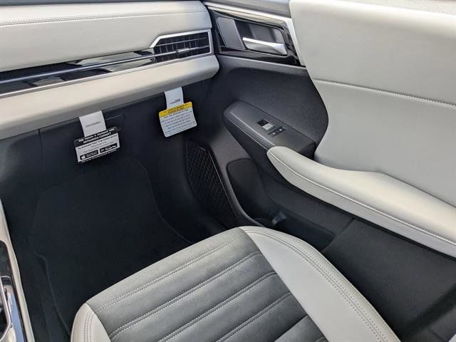 Used 2025 Mitsubishi Outlander SUV
