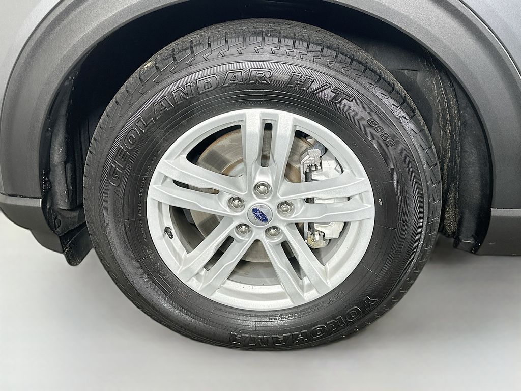 Used 2023 Gray Ford XLT image 34