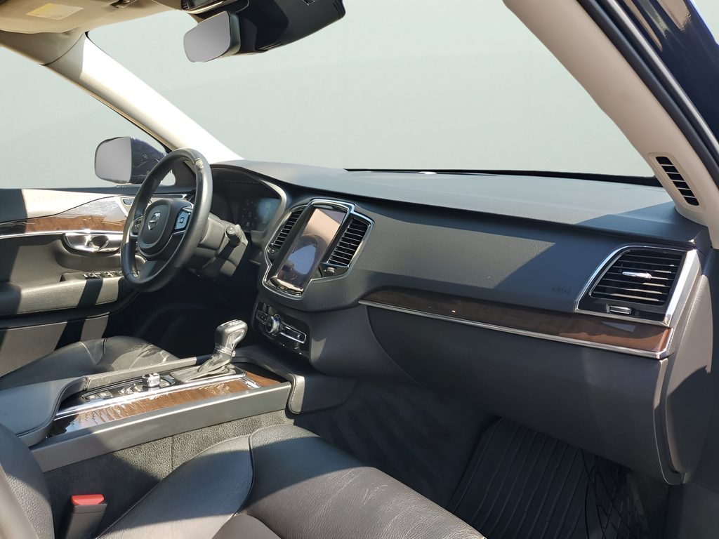 Used Car 2017 Volvo Xc90  T5 Momentum For Sale Under $20,000 In Austin, Texas