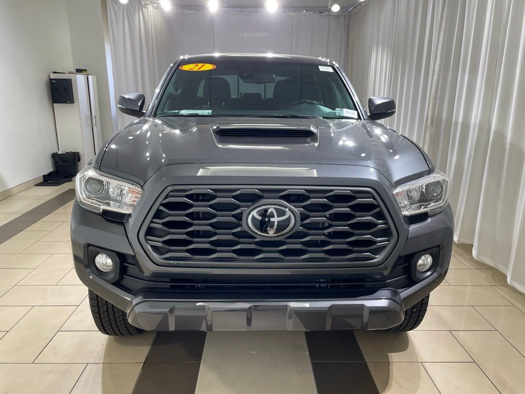 2021 Toyota Tacoma TRD Sport 9