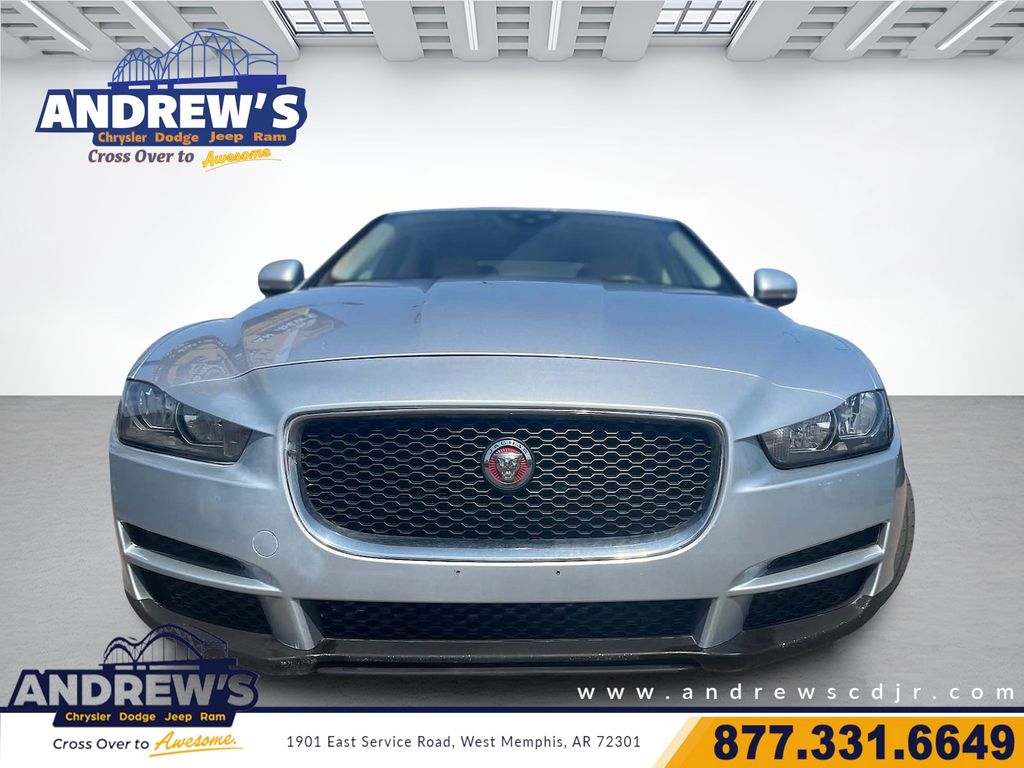  2019 Jaguar XE 25t RWD   
