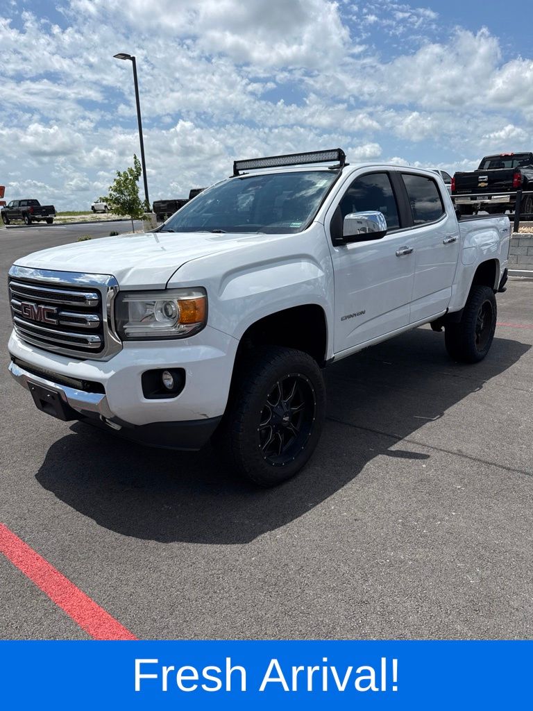 Summit White 2018 GMC Canyon Pickup Truck Four-Wheel Drive 8-Speed Automatic