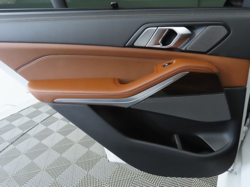 Thumbnail: 2024 BMW X5 - 27