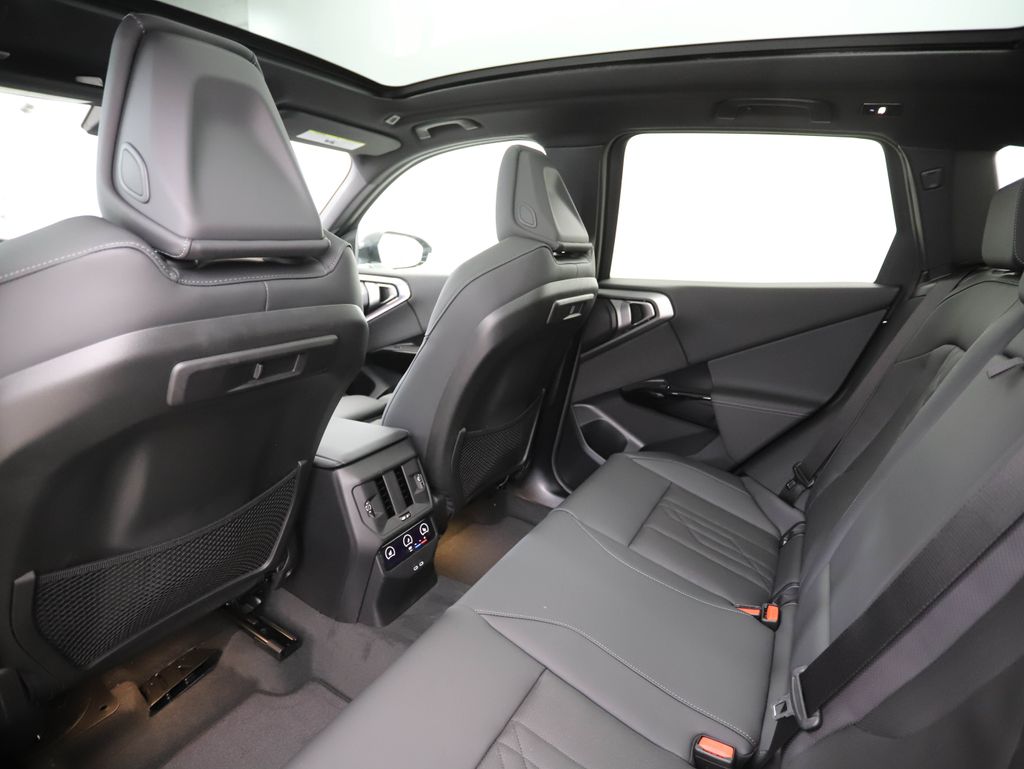 Thumbnail: 2026 BMW X3 - 21