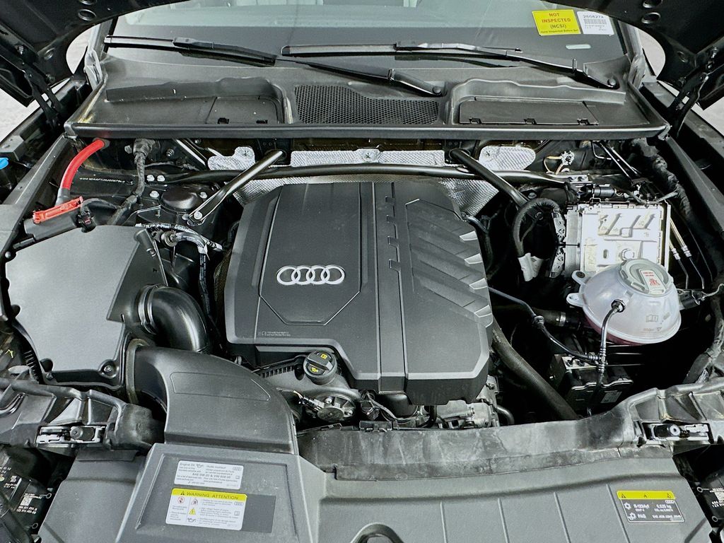 AudiQ533