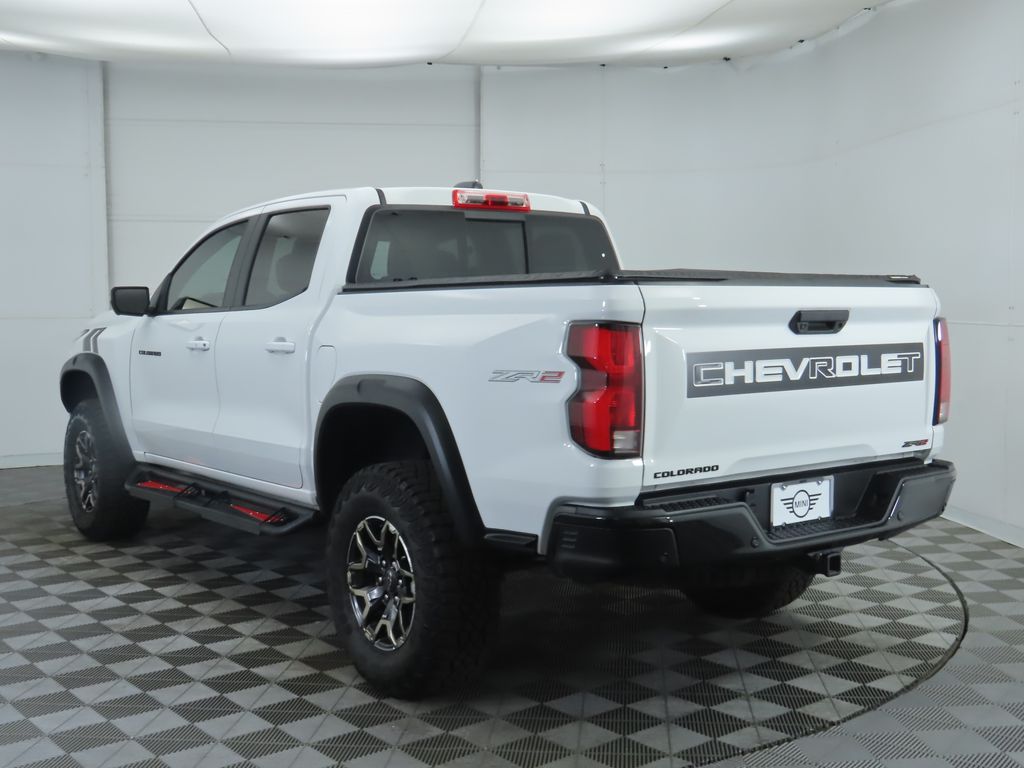 Thumbnail: 2024 Chevrolet Colorado - 7