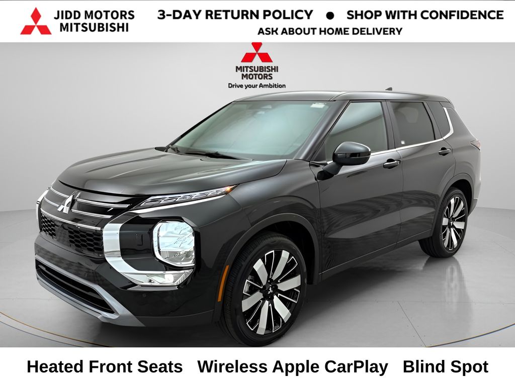 Black 2025 Mitsubishi Outlander SUV / Crossover Front-Wheel Drive Continuously Variable Transmission
