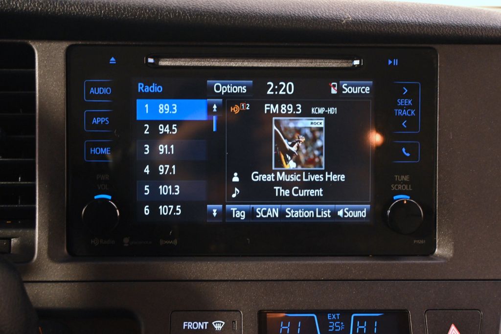 Used 2016  Toyota LE image 28