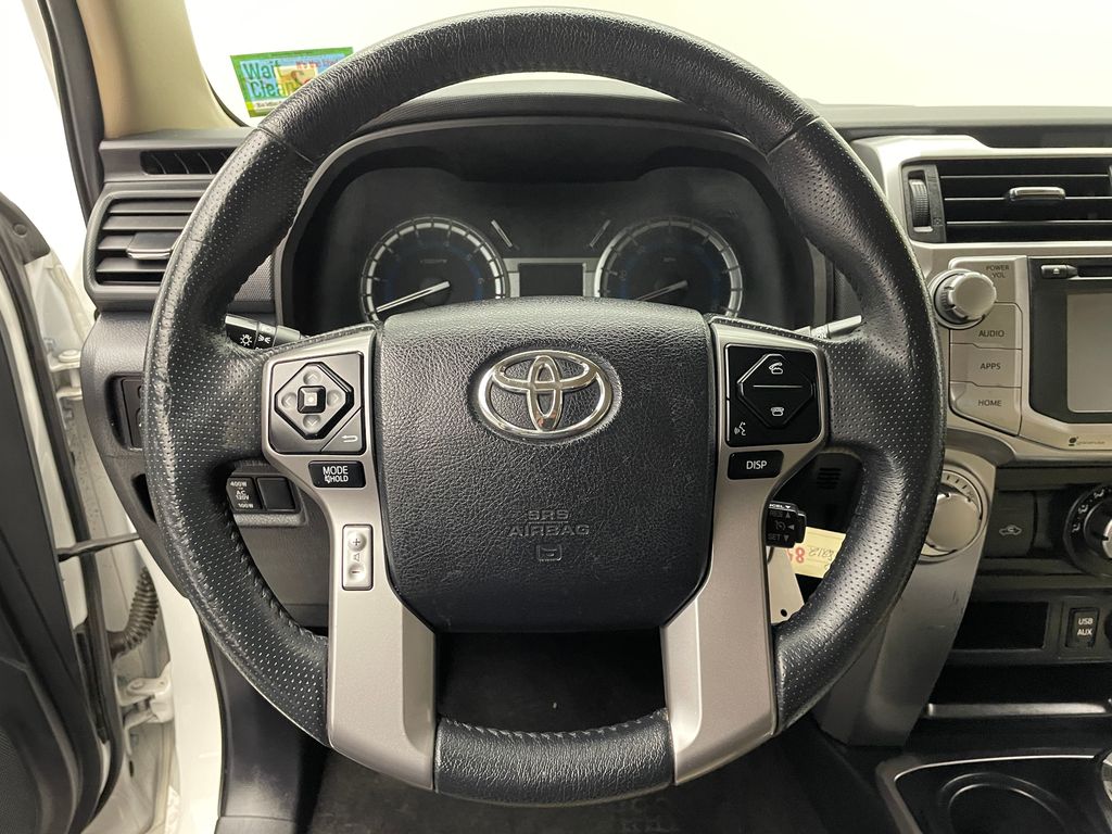 Thumbnail: 2019 Toyota 4Runner - 21