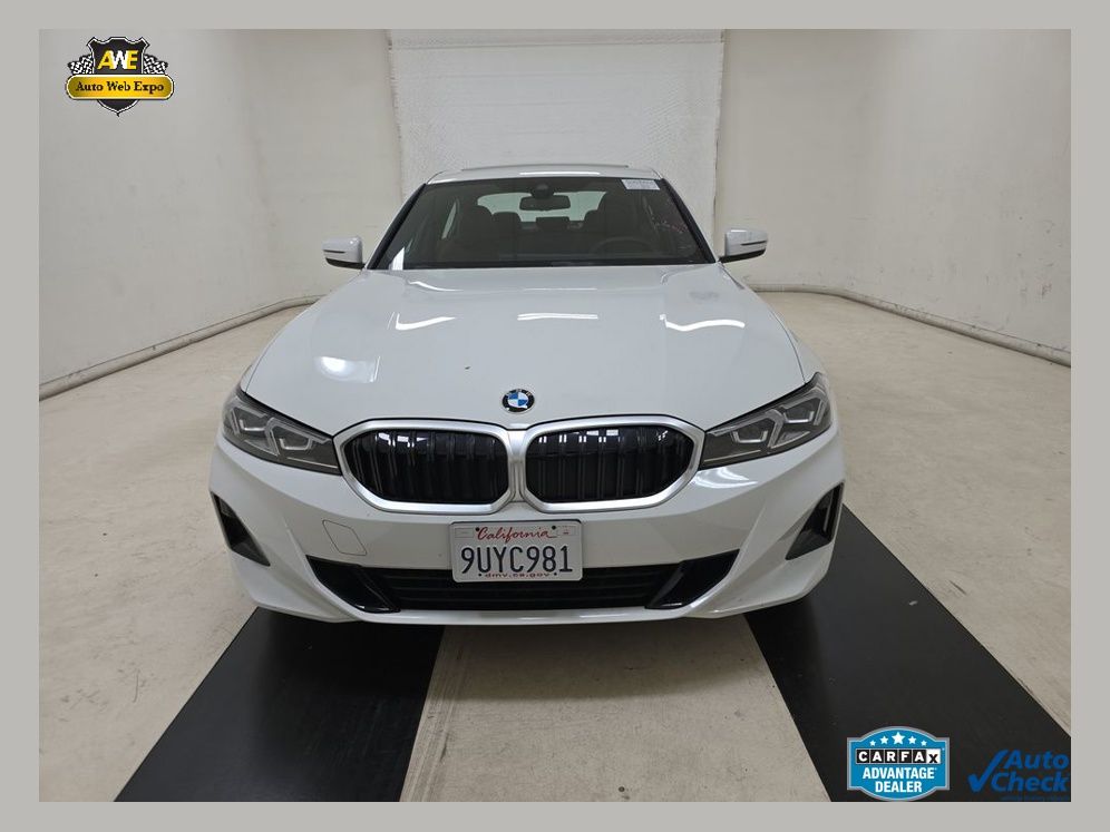 Alpine White 2025 BMW 3 Series 330i RWD Sedan Rear-Wheel Drive 8-Speed Automatic