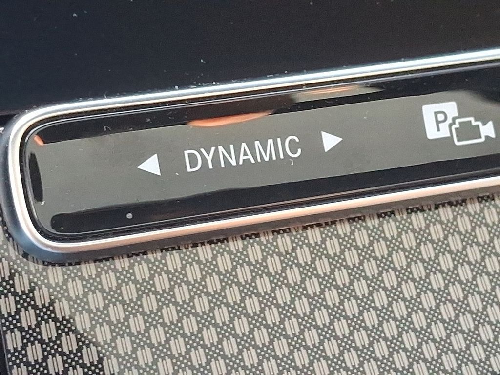 Thumbnail: 2025 Mercedes-Benz C-Class - 24