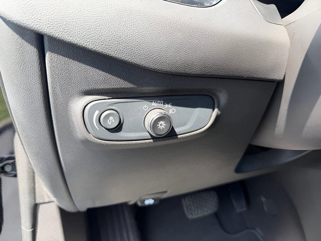 Used 2024 Chevrolet Equinox SUV