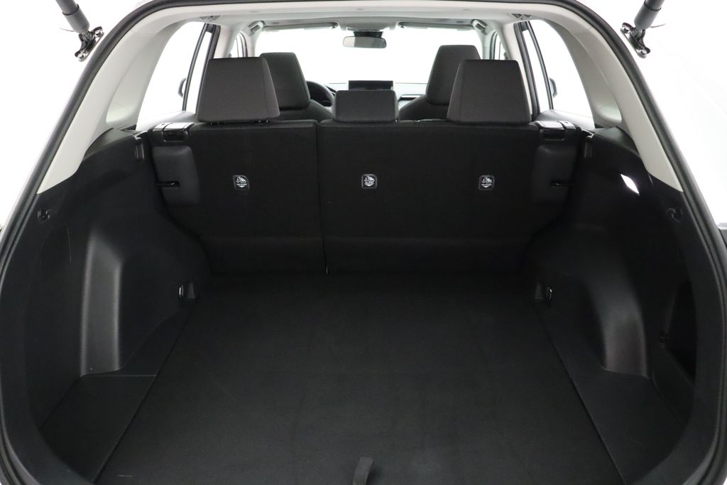2024 Toyota RAV4 XLE 22