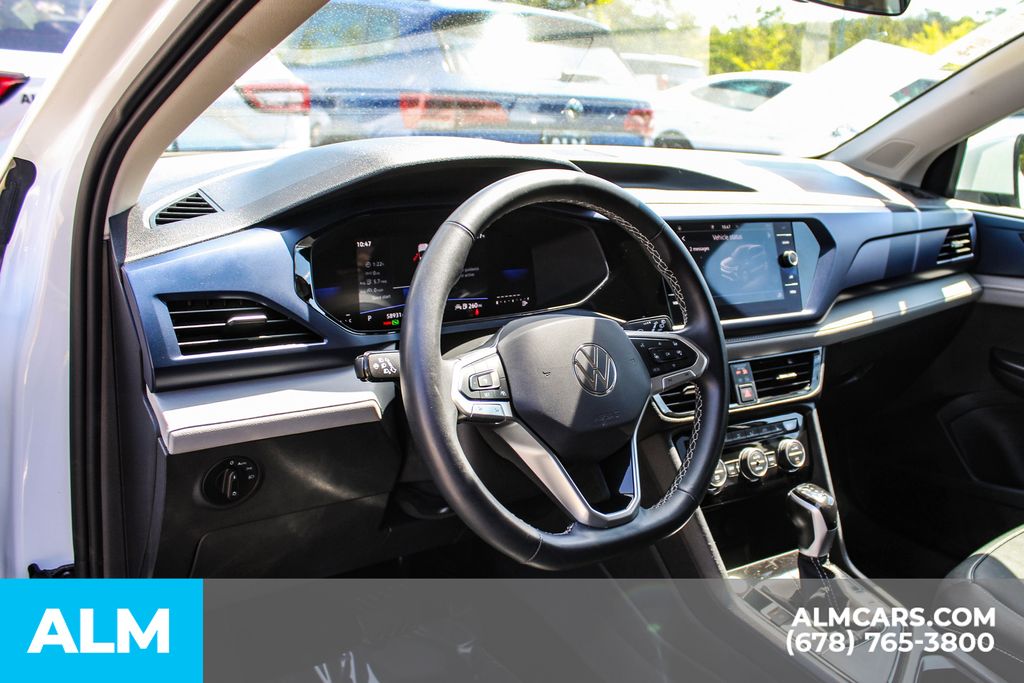 Used 2024 Gray Volkswagen 1.5T SE image 22