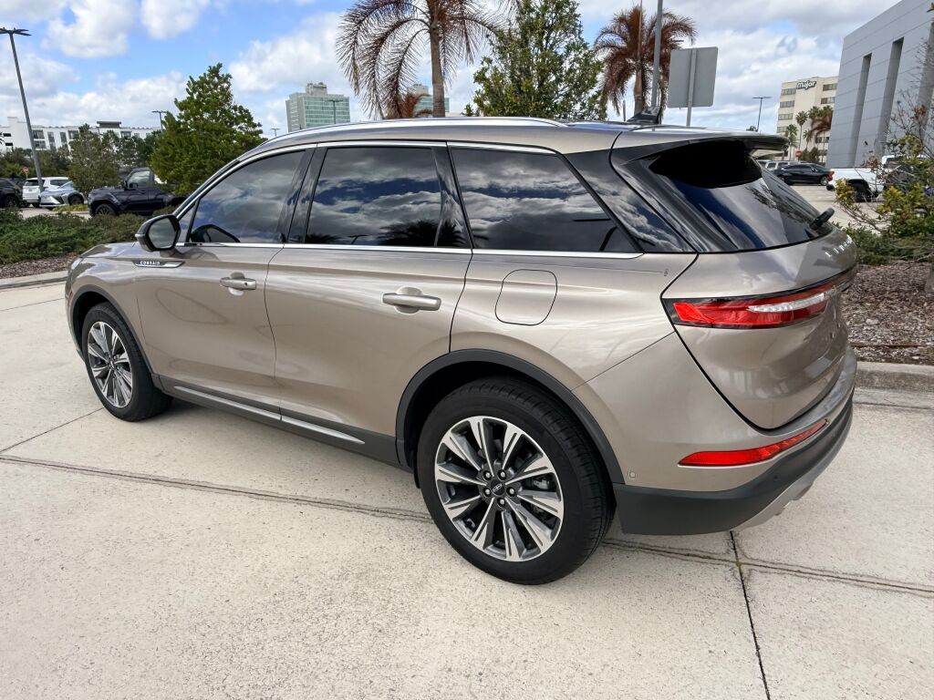 Thumbnail: 2020 Lincoln Corsair - 2