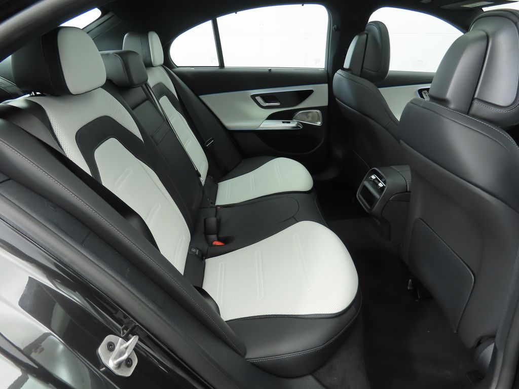 Thumbnail: 2026 Mercedes-Benz E-Class - 22