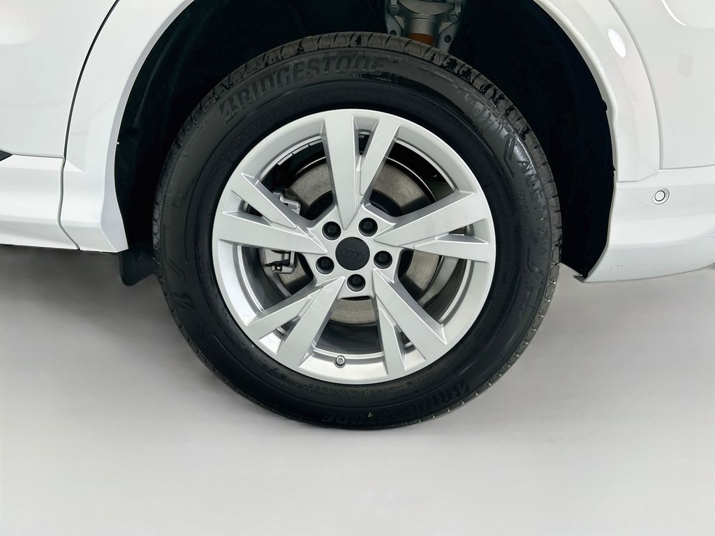 Thumbnail: 2026 Audi Q5 - 30