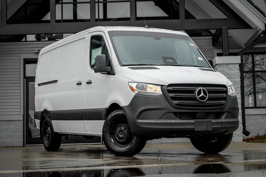 2026 Mercedes-Benz Sprinter 2500 Cargo 144 WB
