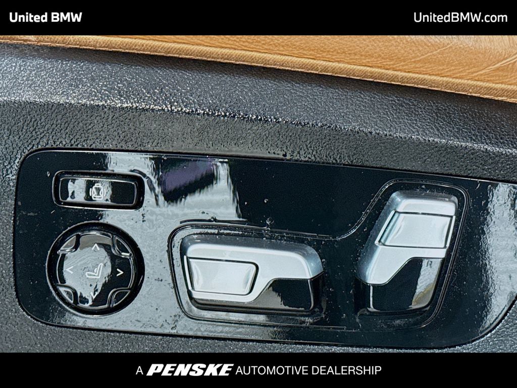 Thumbnail: 2022 BMW X7 - 4