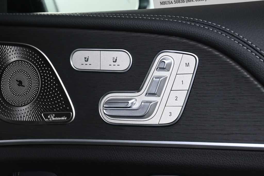 Thumbnail: 2026 Mercedes-Benz GLS - 23