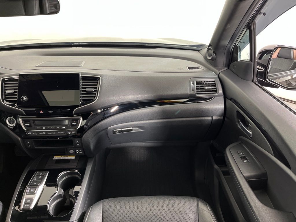 Thumbnail: 2020 Honda Passport - 19
