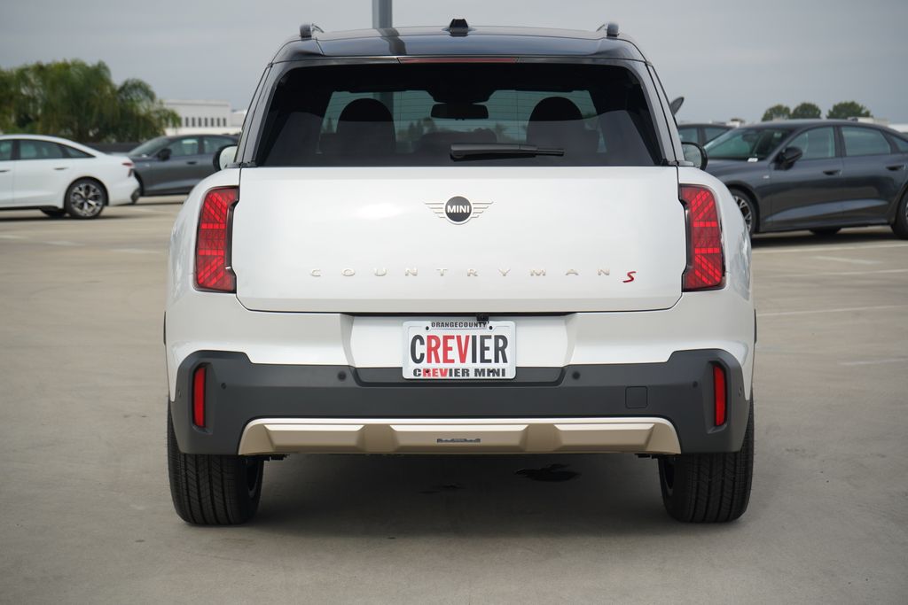 Thumbnail: 2027 MINI Cooper Countryman - 4