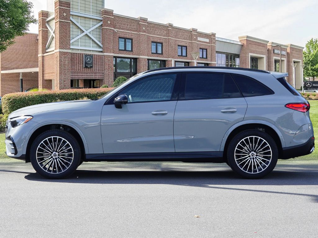 Thumbnail: 2026 Mercedes-Benz GLC - 8