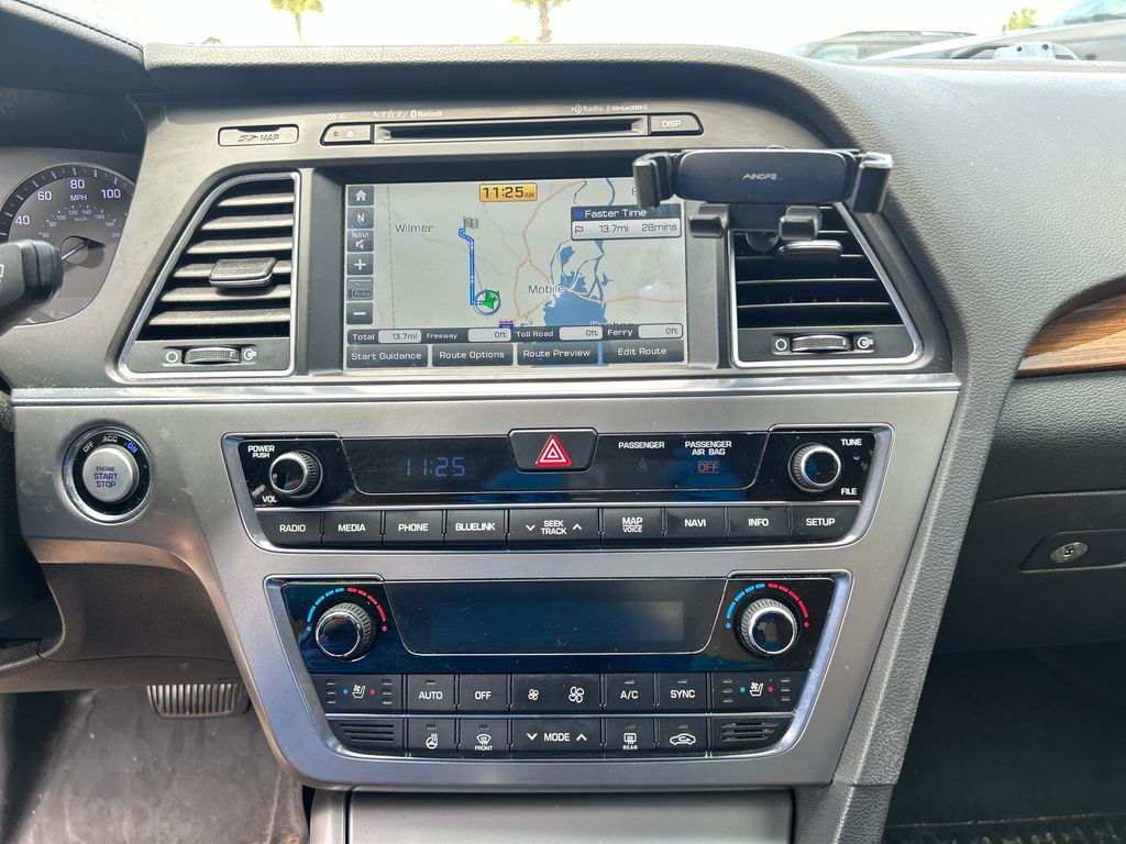 Used 2015 White Hyundai Limited image 16