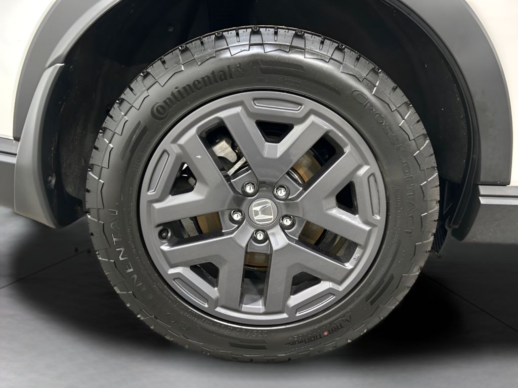 Certified Used 2026 White Honda TrailSport image 25