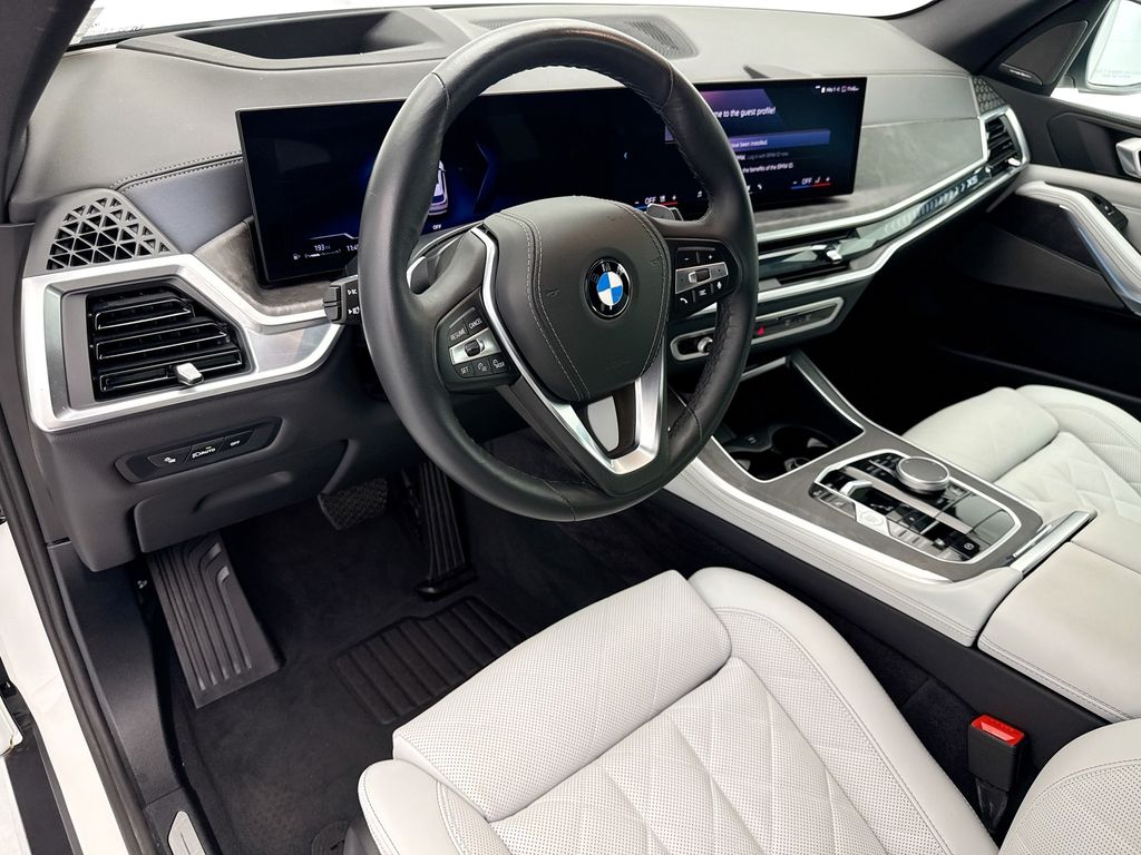 Thumbnail: 2026 BMW X5 - 9