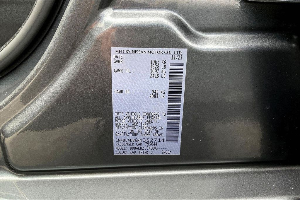 Used 2024 Nissan Altima Sedan