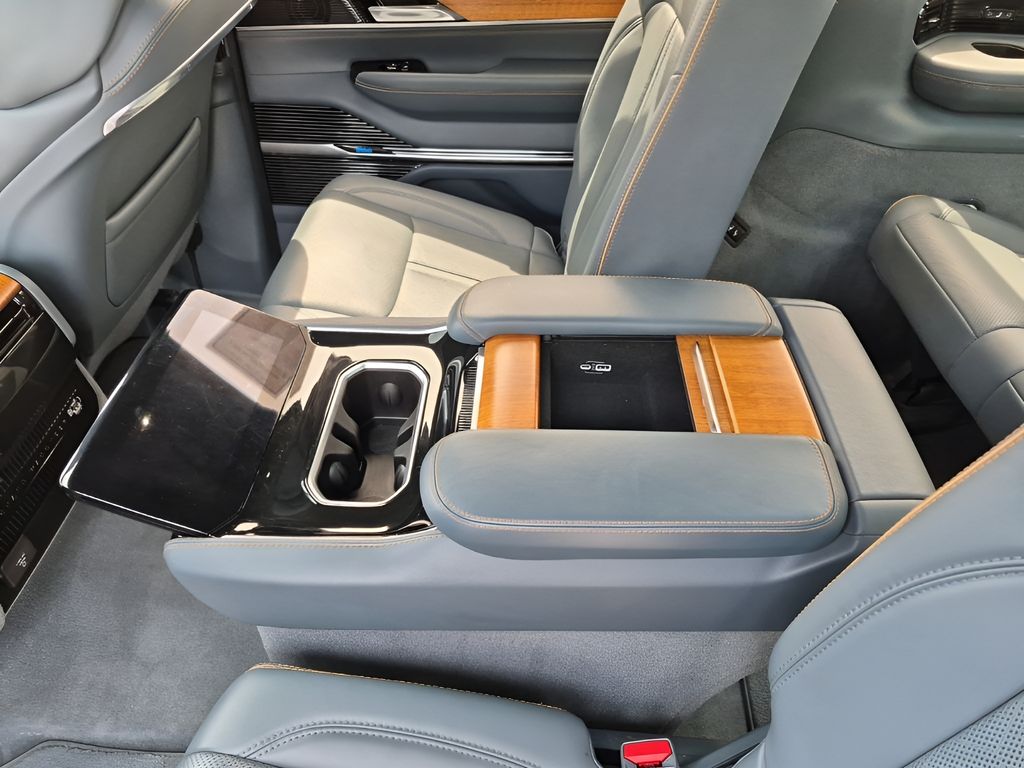 Used Car 2022 Jeep Grand Wagoneer  Series Ii For Sale Under $60,000 In Austin, Texas