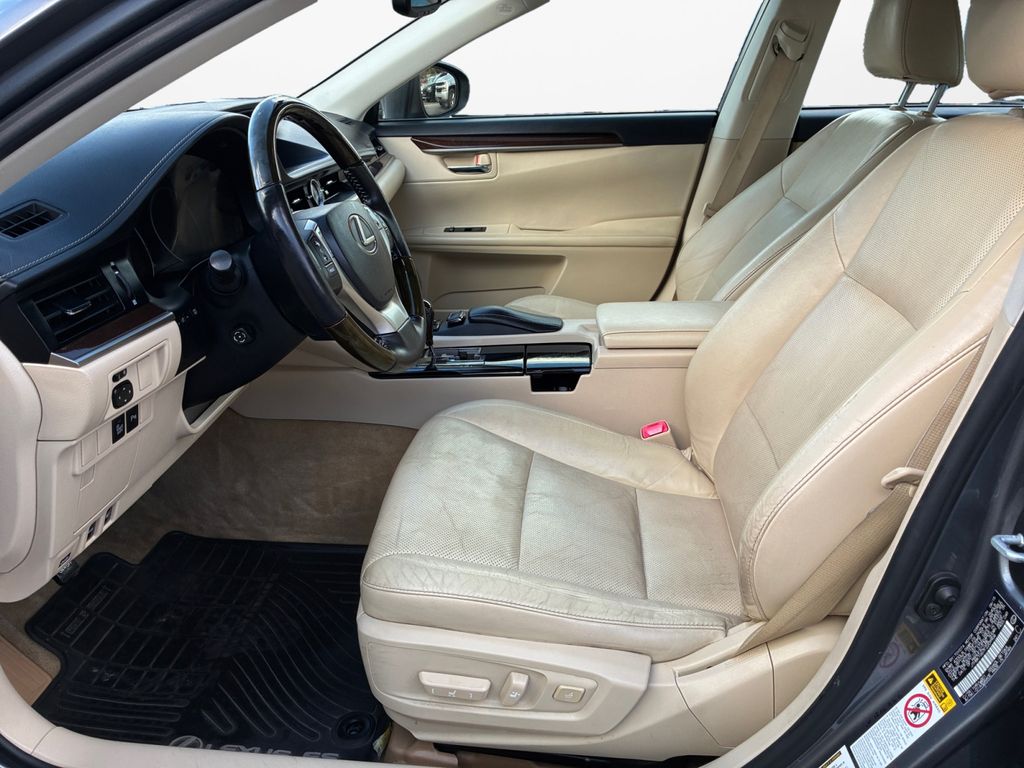 Used Car 2015 Lexus Es  350 For Sale Under $20,000 In Austin, Texas