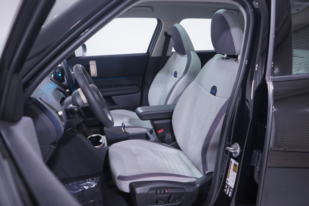 Thumbnail: 2025 MINI Cooper Countryman - 7