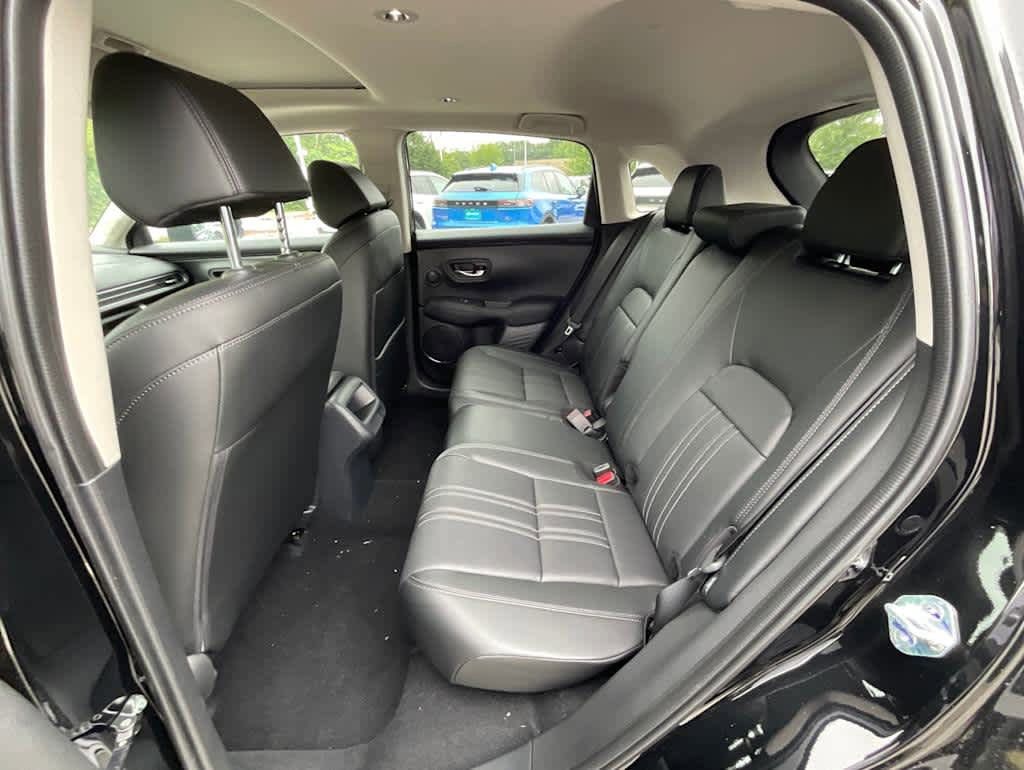 2027 Honda HR-V — photo 10