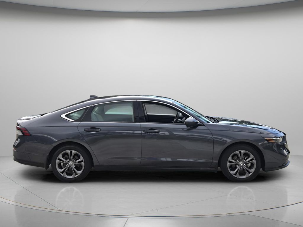 2023 Honda Accord - $24,789