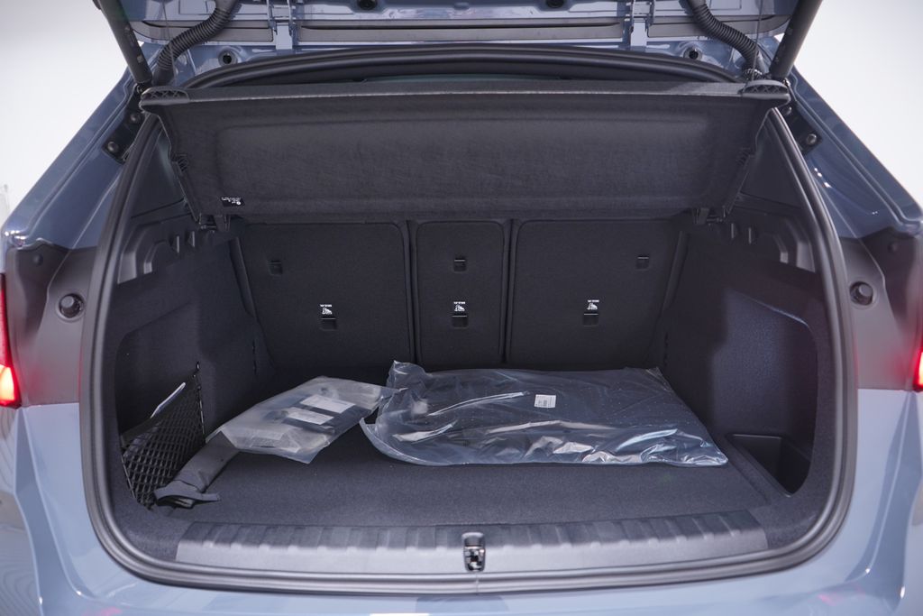 Thumbnail: 2026 BMW X1 - 13