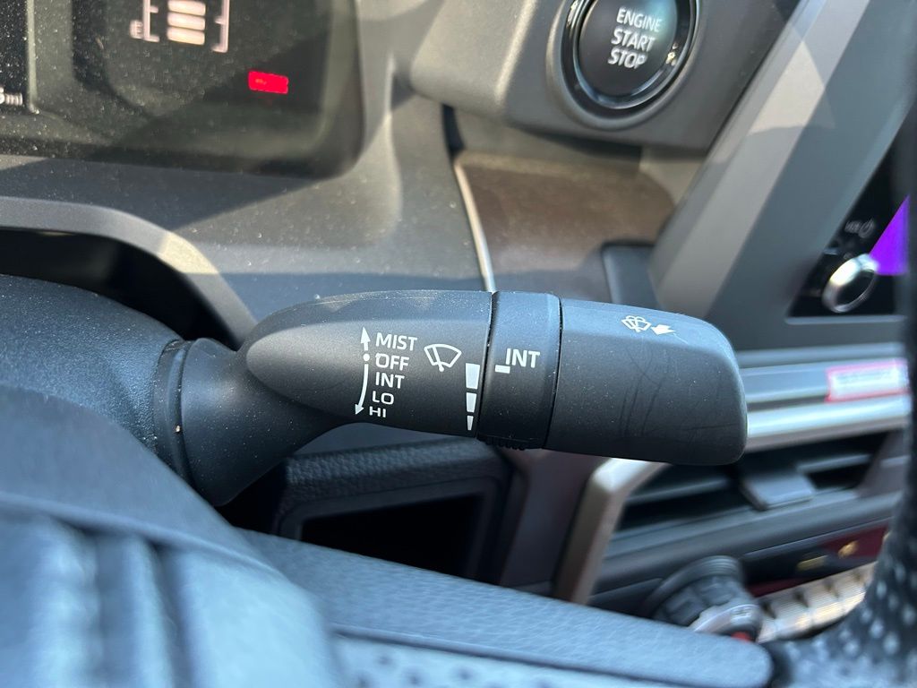 2024 Toyota Tacoma SR5 21