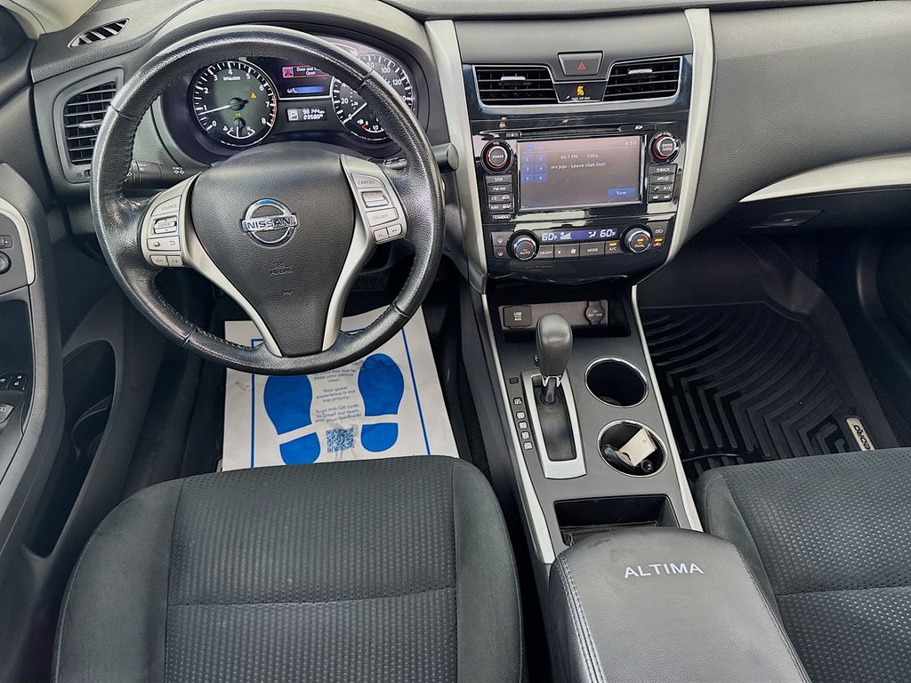 Used Car 2015 Nissan Altima  2.5 Sv For Sale Under $12,000 In Austin, Texas