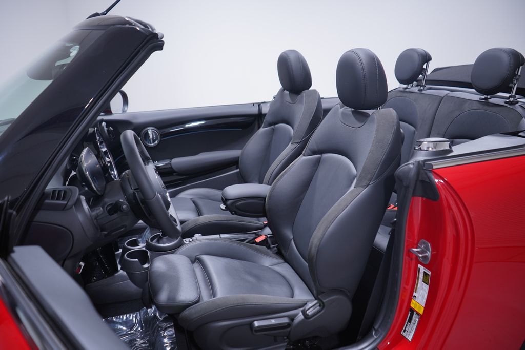 Thumbnail: 2023 MINI Cooper - 11