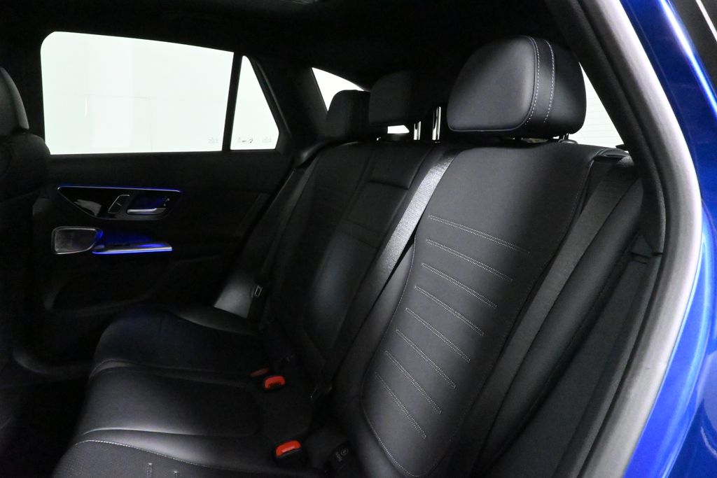 Thumbnail: 2026 Mercedes-Benz GLC - 4