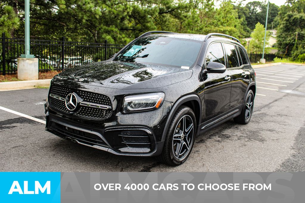 Used 2025 Black Mercedes-Benz GLB 250 image 2