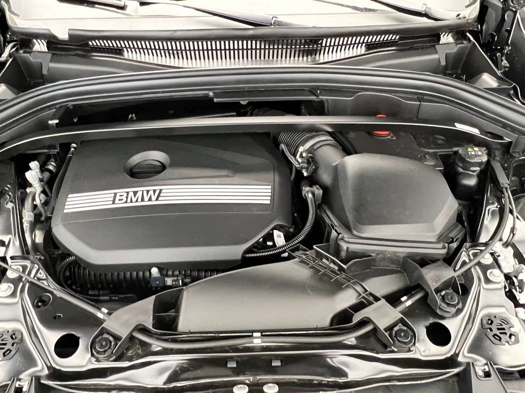 2025 BMW X1 xDrive28i 6
