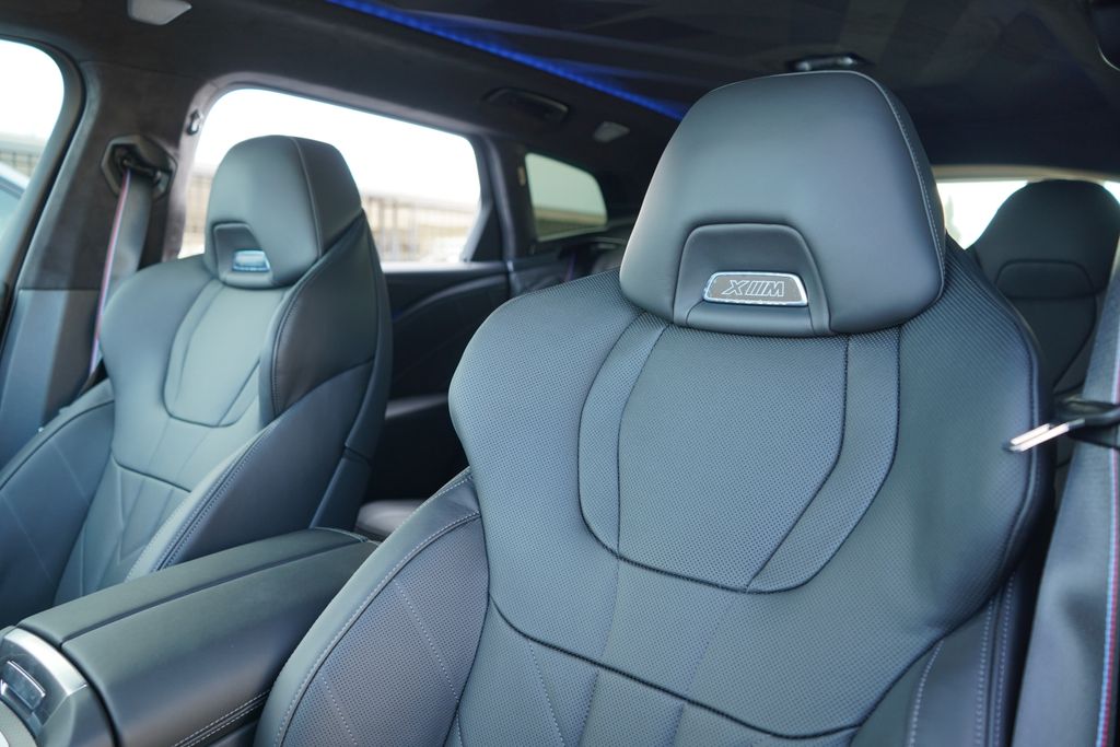 Thumbnail: 2026 BMW XM - 12